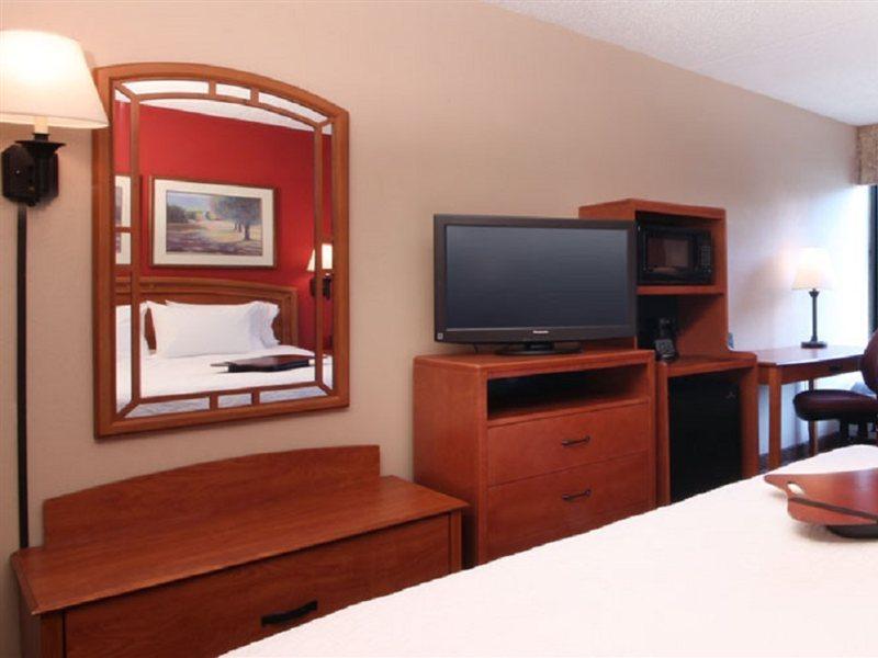 סקאוקוס Best Western Plus Meadowlands מראה חיצוני תמונה
