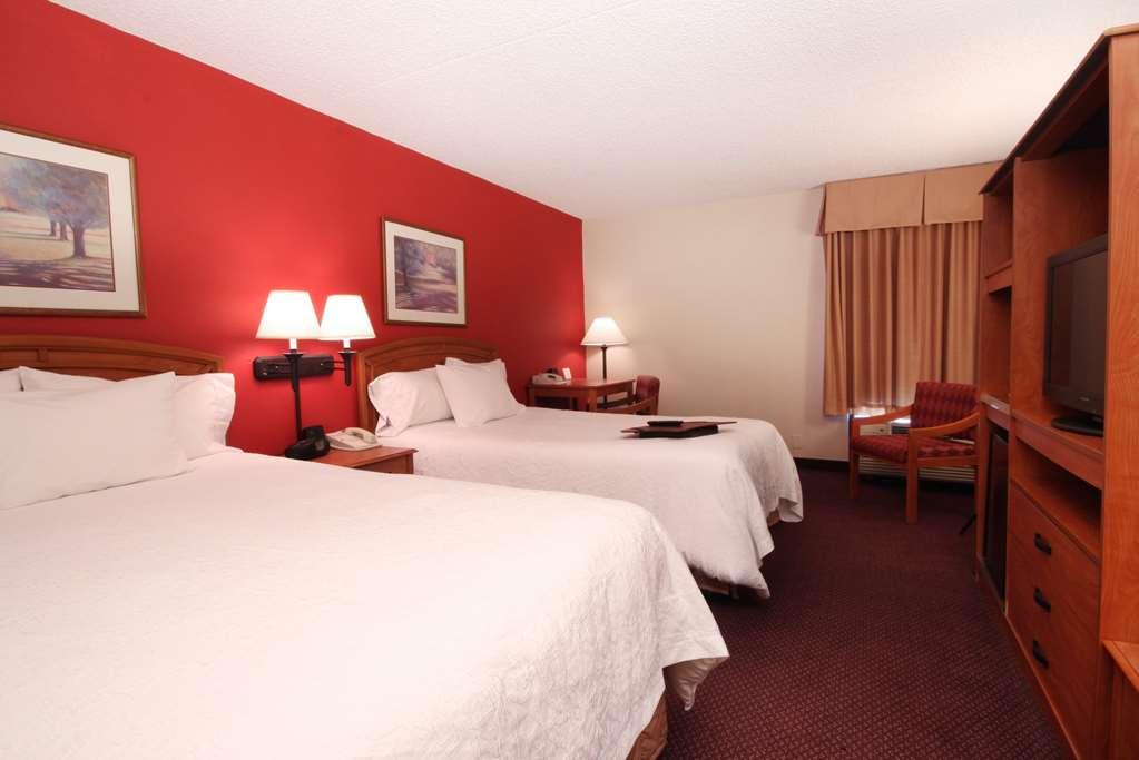 סקאוקוס Best Western Plus Meadowlands חדר תמונה