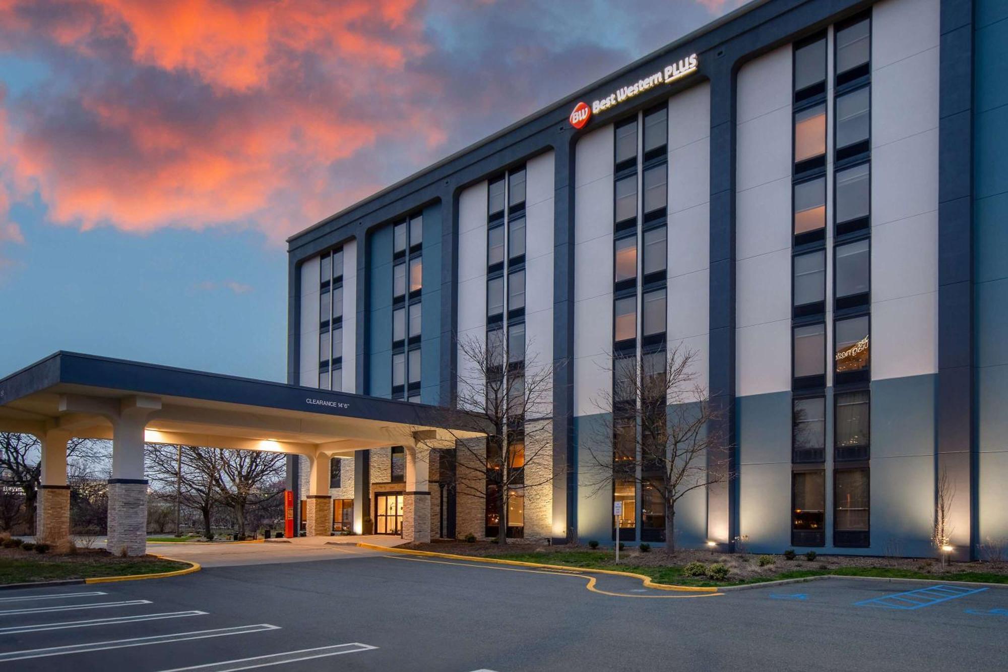 סקאוקוס Best Western Plus Meadowlands מראה חיצוני תמונה