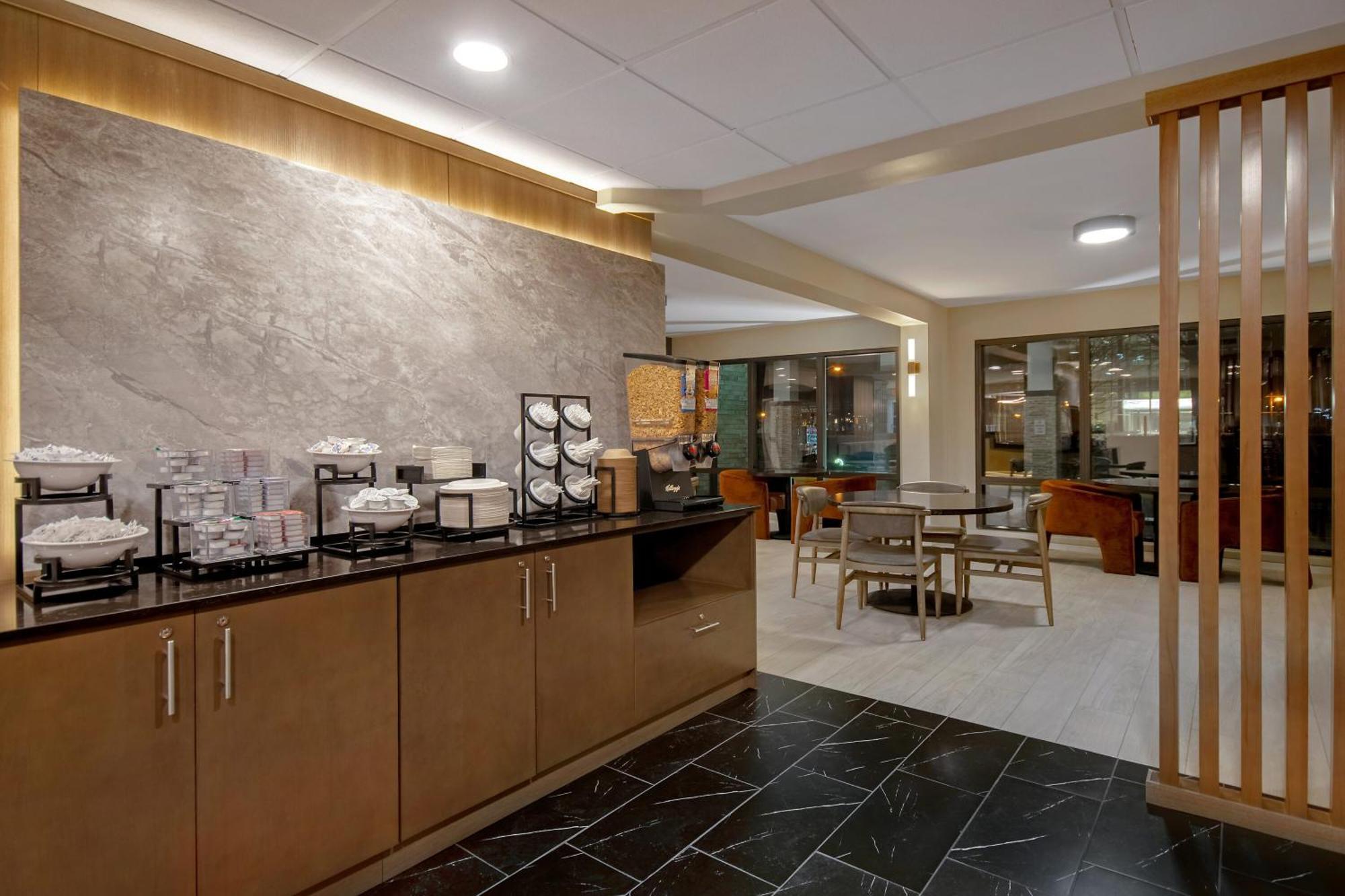 סקאוקוס Best Western Plus Meadowlands מראה חיצוני תמונה